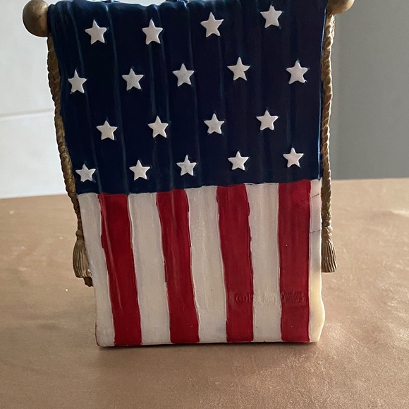 Patriotic Eagle Figurine with American Flag Design * - Picture 3 of 8